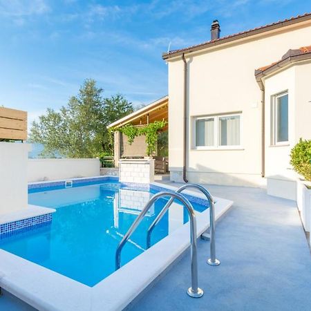 Villa Lipovac トロギール エクステリア 写真