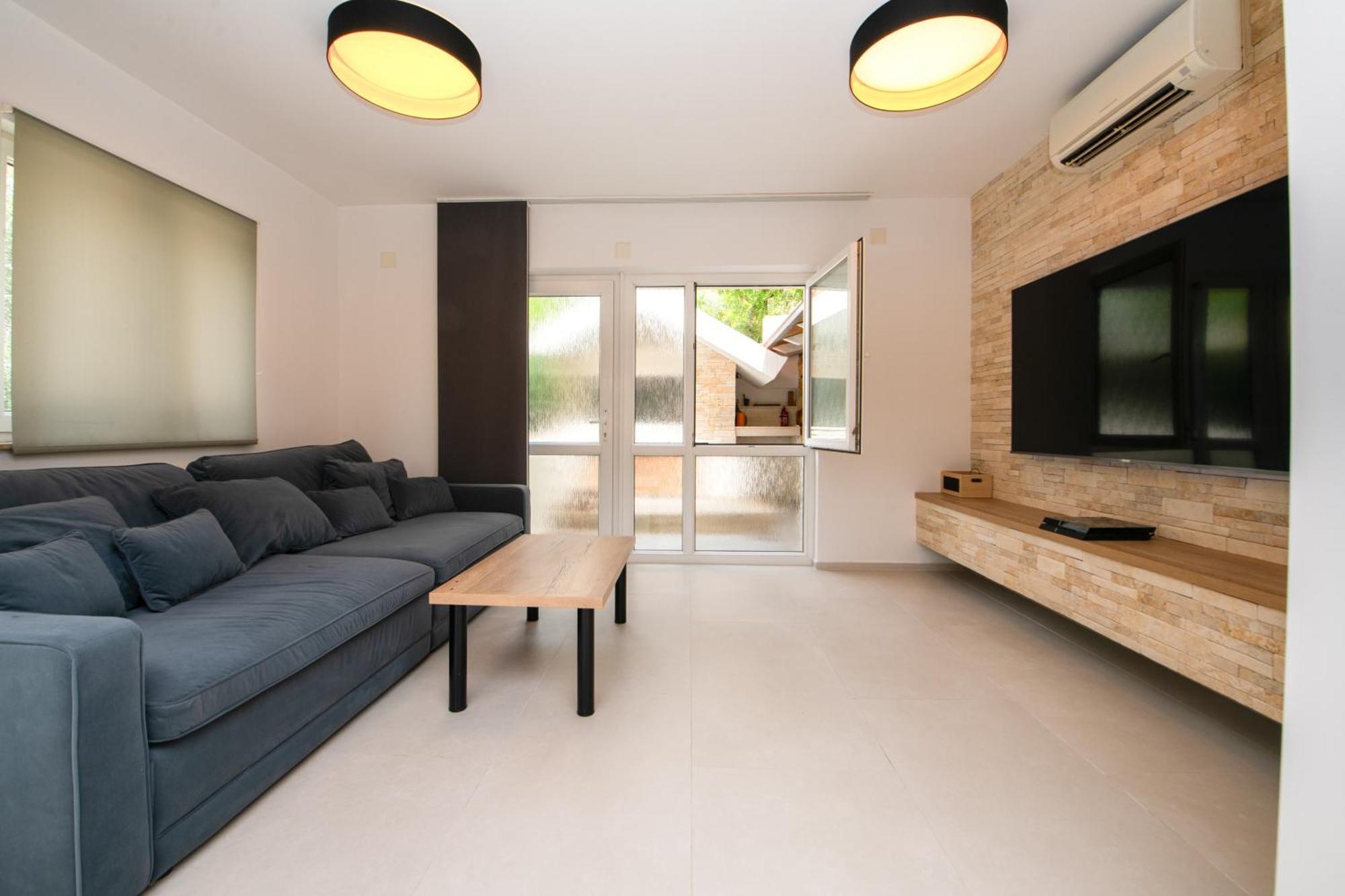 Villa Lipovac トロギール エクステリア 写真